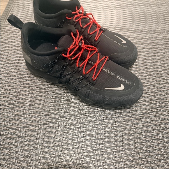 MEN\'S NIKE AIR VAPORMAX RUN UTILITY RUNNING SHOES